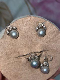 Mikimoto pearl with diamonds set in 14k white gold