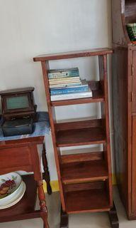 Mini bookshelf