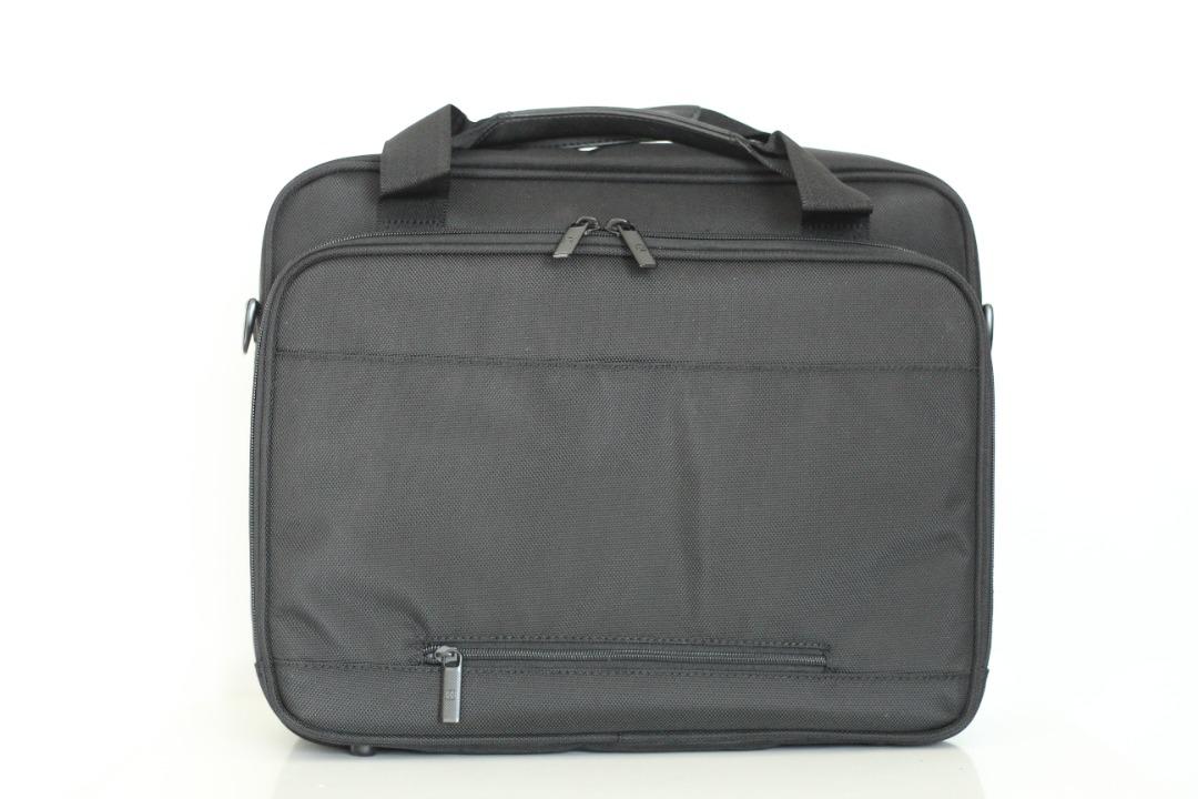 New Wenger SA5077 Triple Comartment Brief 17