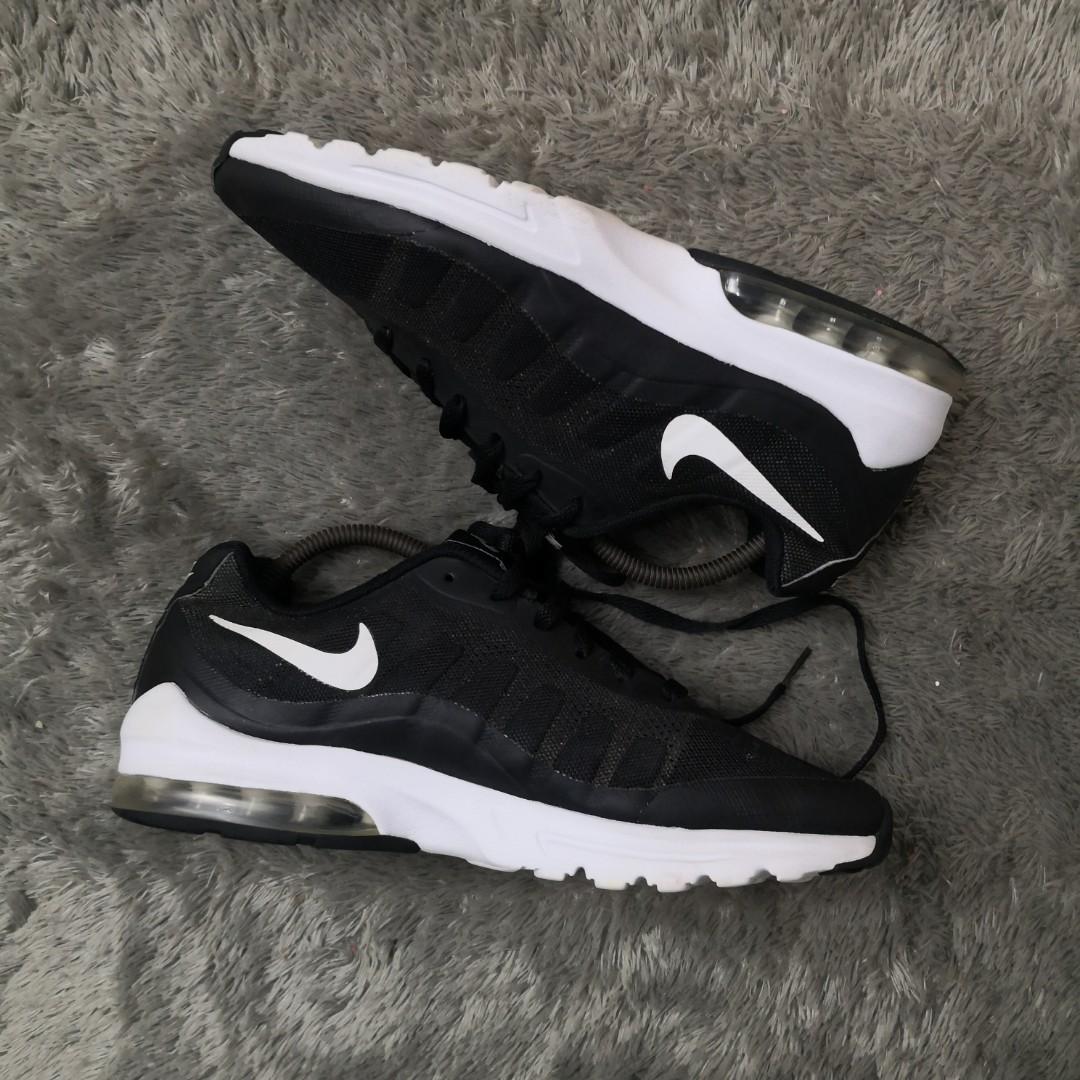Harga nike air max invigor top