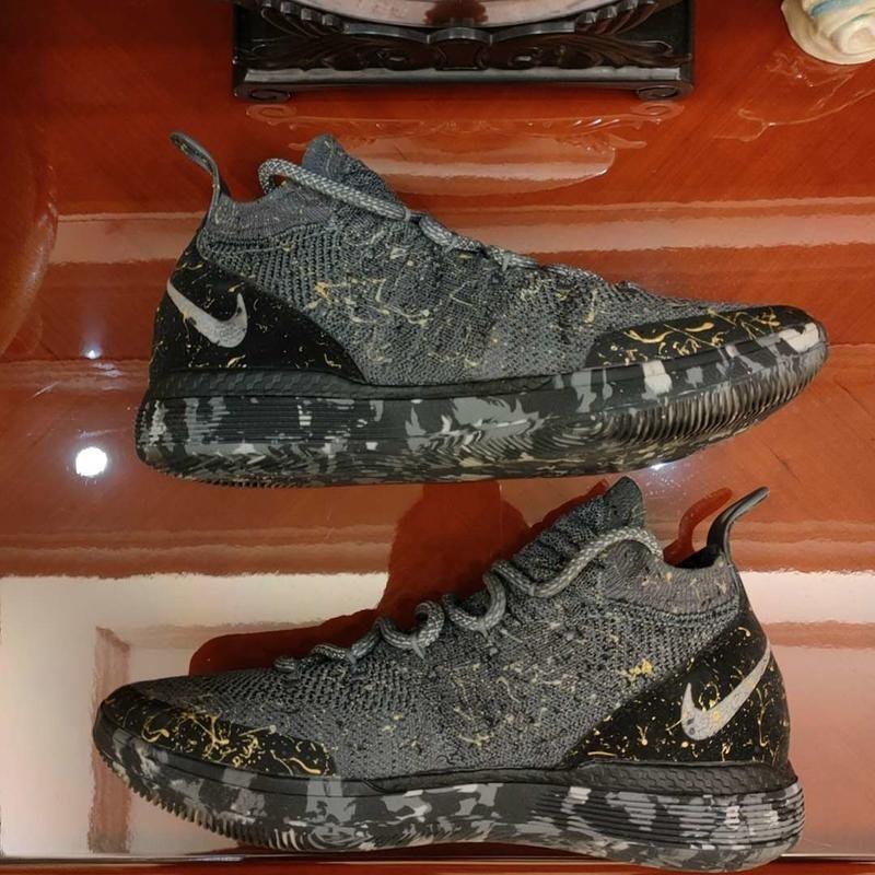 Kd 11 Gold Splatter, Men's Fashion, Footwear, Sneakers on Carousell