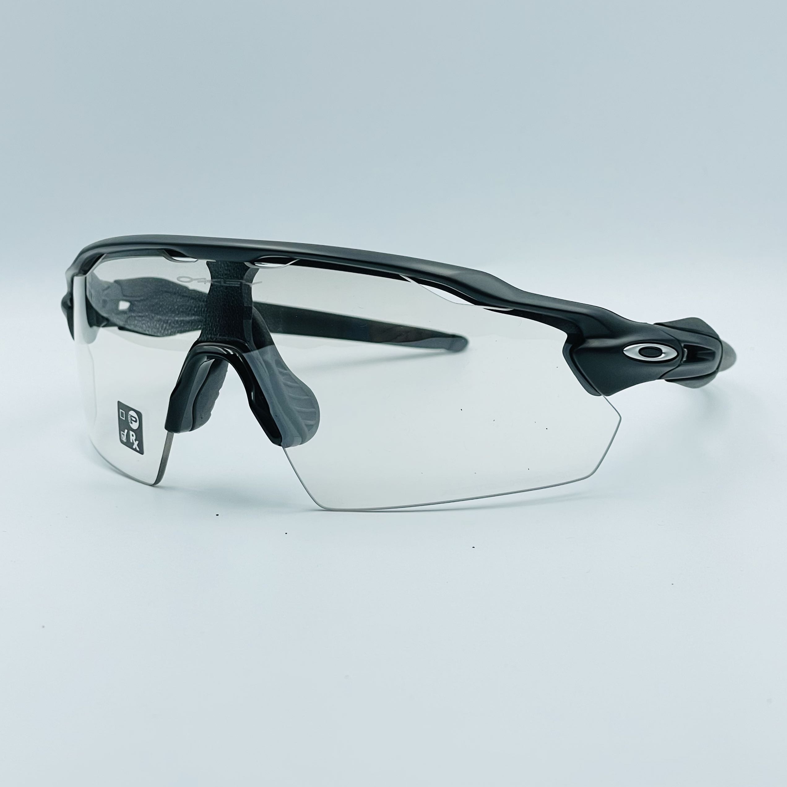 Oakley radar ev pitch photochromic deals