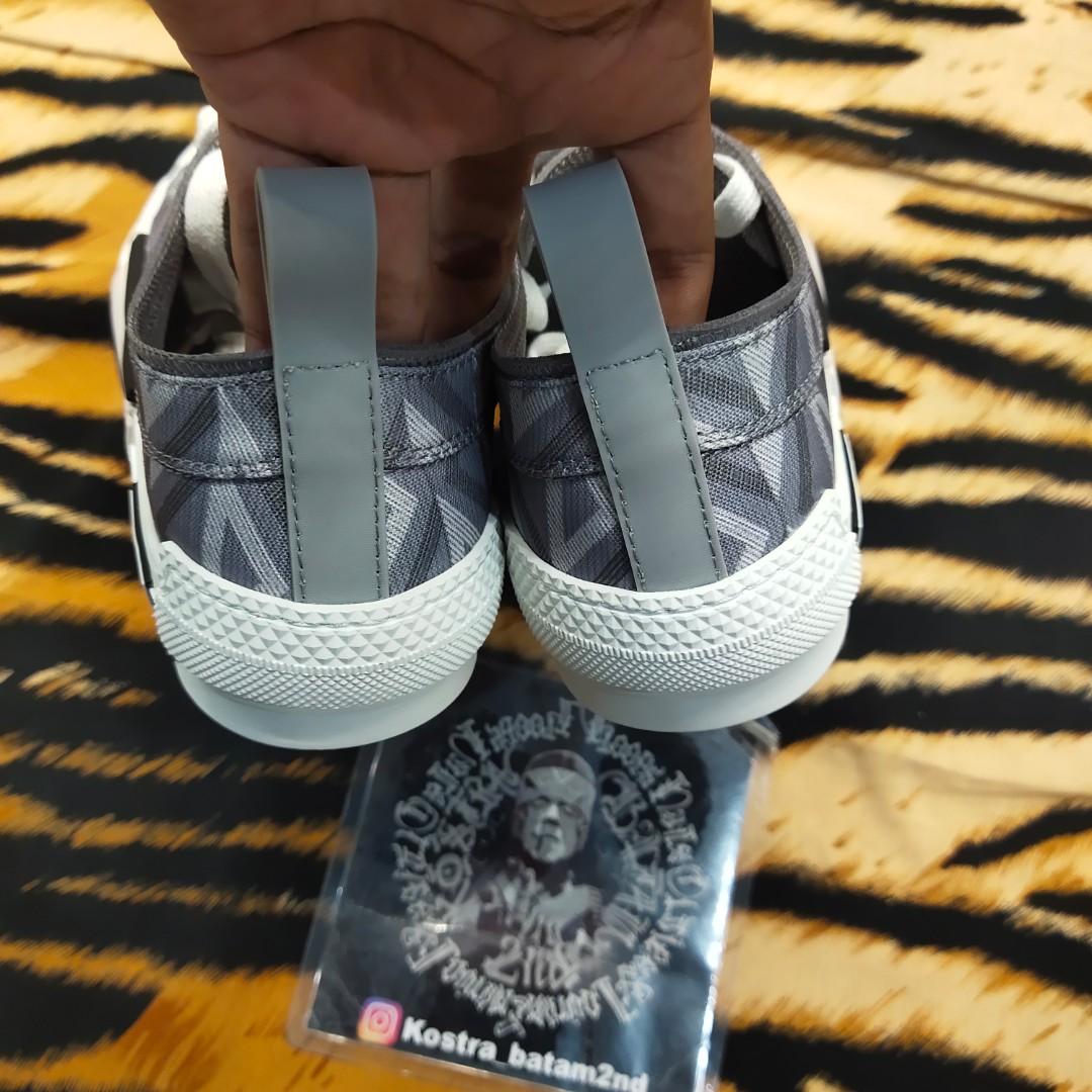 sepatu air dior original