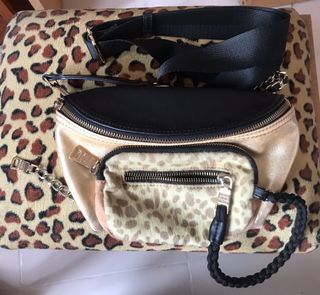 (Category: ) located in . Submitted by declutterARCloset (Listing ID 1176473106, Image 1). Description: .