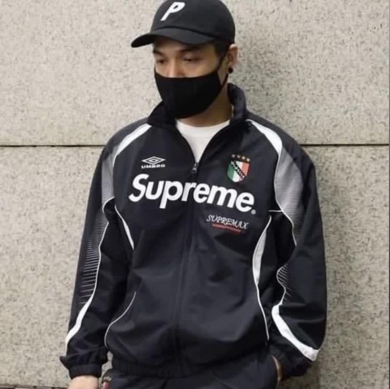 supreme×umbroトラックジャケット