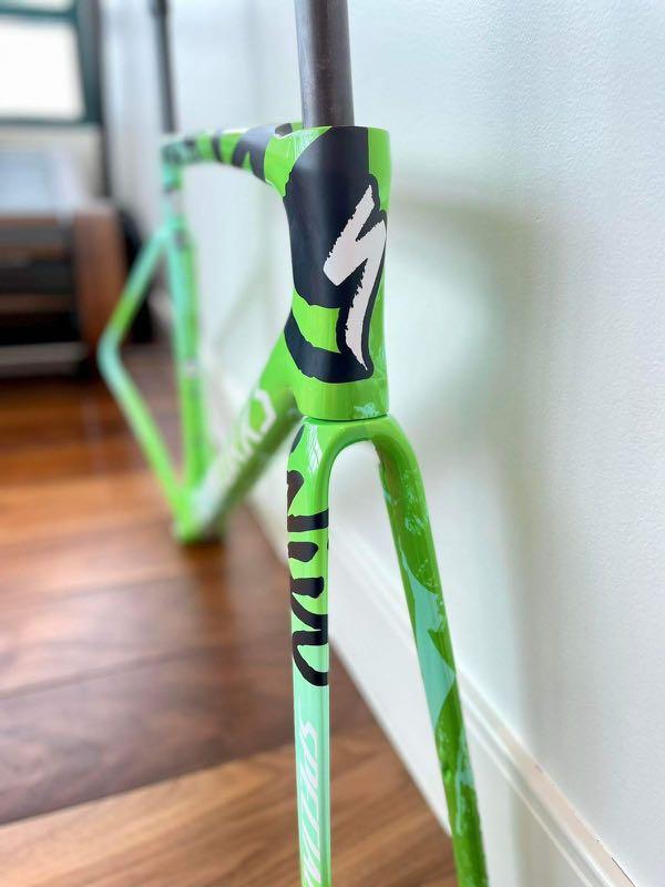 SWorks Sl7 Green Jersey TDF, Sports Equipment, Bicycles & Parts