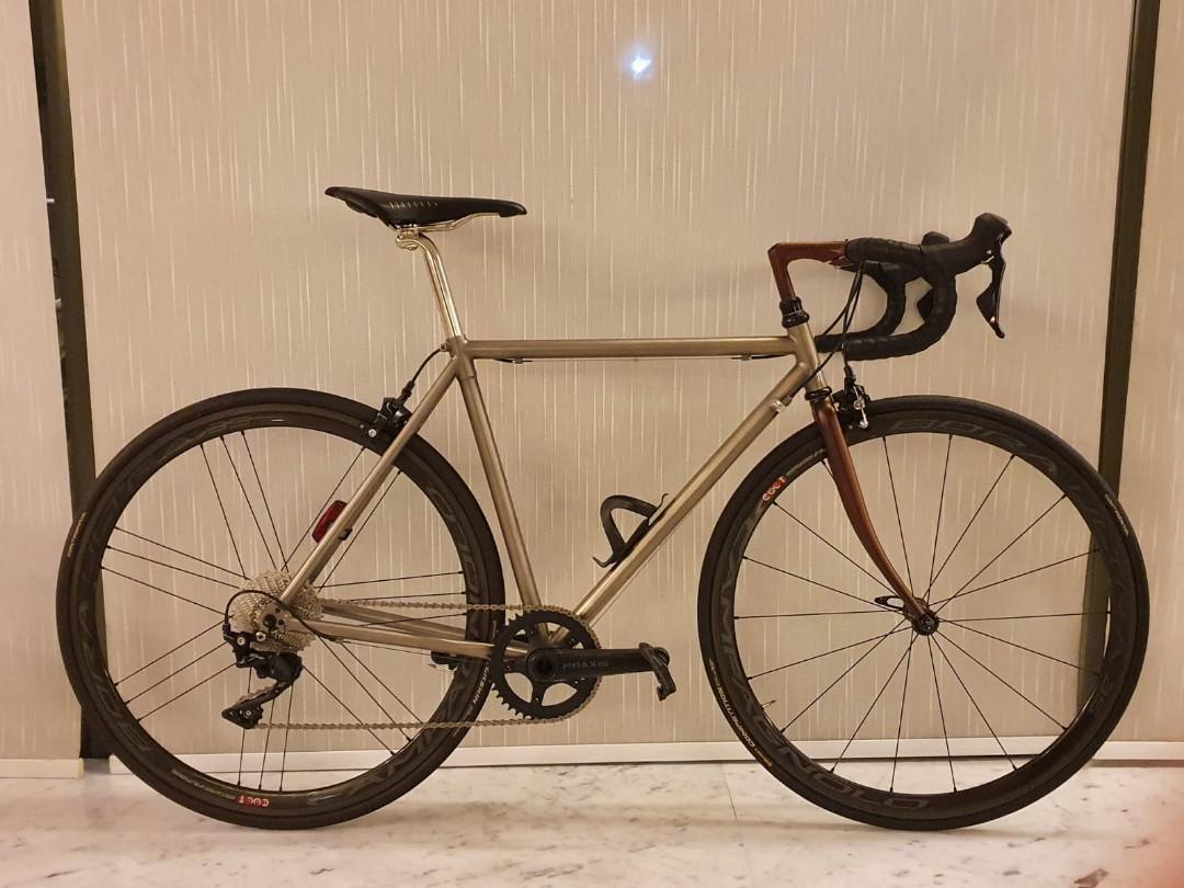 Titanium road bike frameset, Sports Equipment, Bicycles & Parts