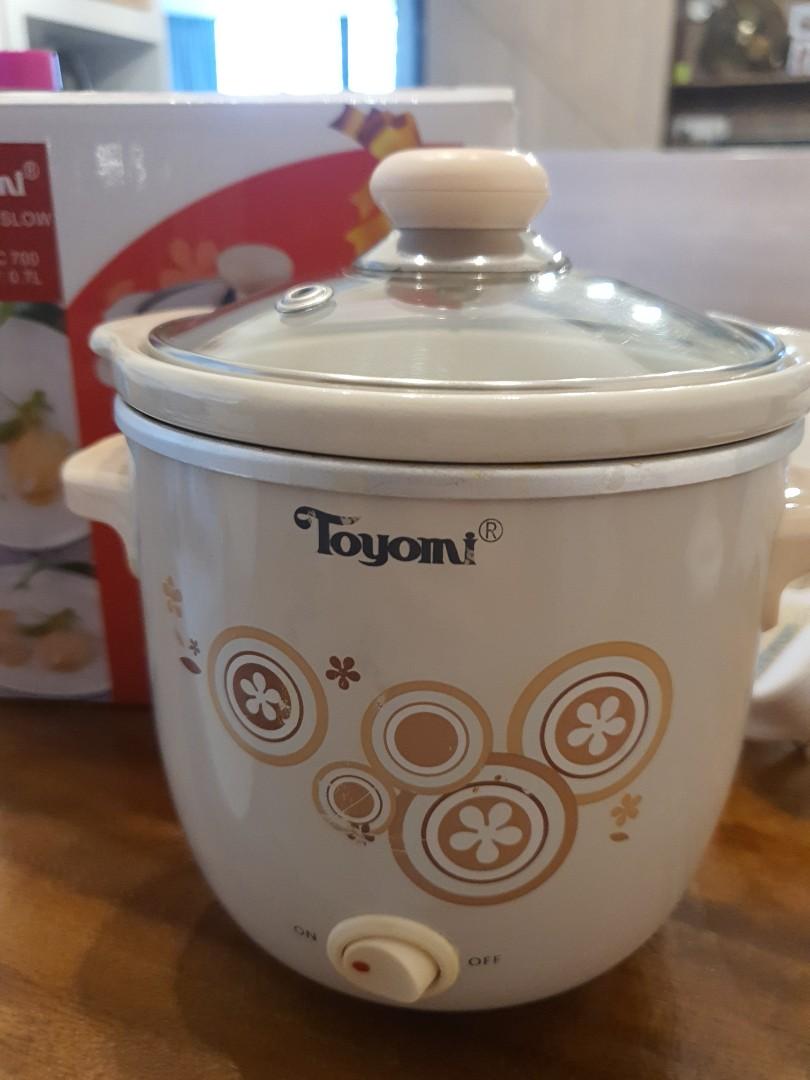 Toyomi Electric Slow Cooker 0.7L, TV & Home Appliances, Kitchen