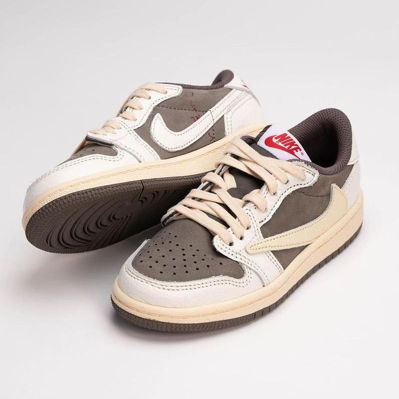 Travis Scott x Air Jordan 1 Low OG Reverse Mocha