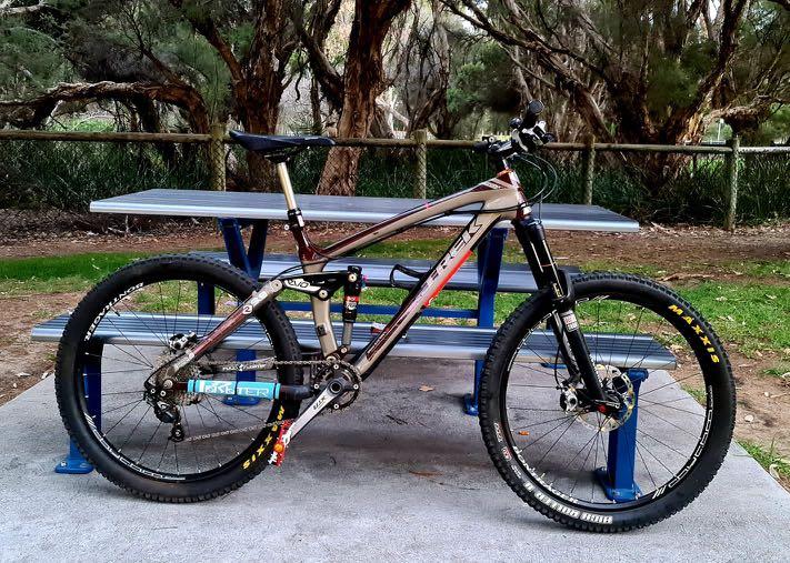 Trek remedy 9.9 carbon full suspension 