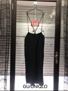 Uniqlo Black Jumpsuit Unik Kekinian