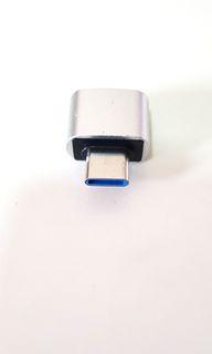 USB-C OTG adaptor (Colour available :  Black and White)