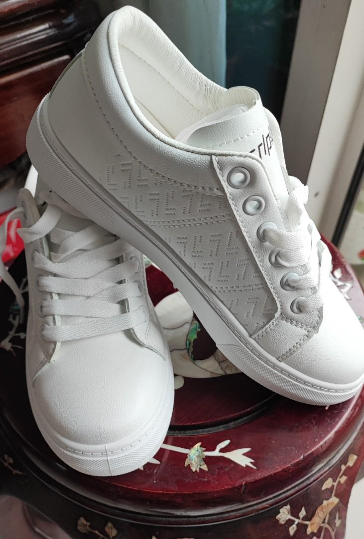 White sneakers for school outlet