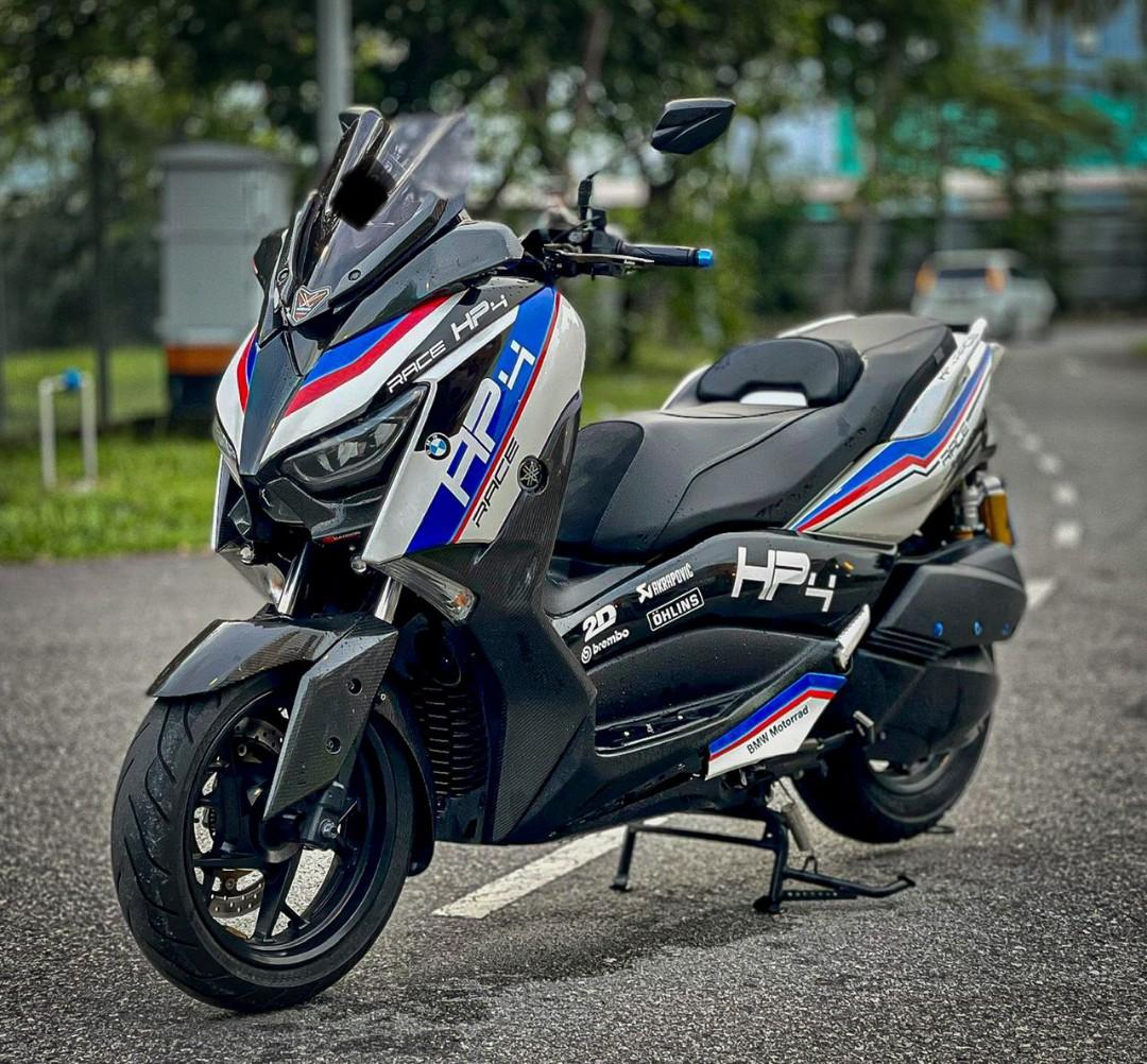 YAMAHA X-MAX 250, Motorbikes on Carousell
