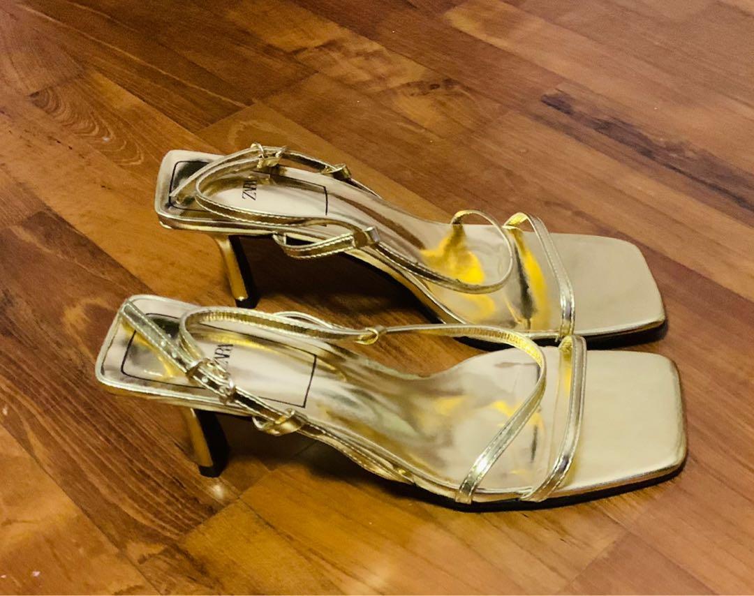 Gold discount heels very