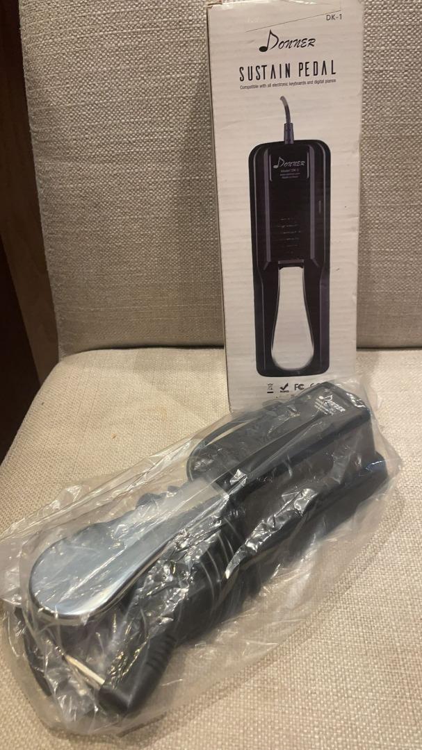 3404) Donner Sustain Pedal for Keyboard, Piano Sustain Pedal Universal