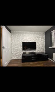 (Category: ) located in . Submitted by homedecor0824 (Listing ID 1176793451, Image 1). Description: .