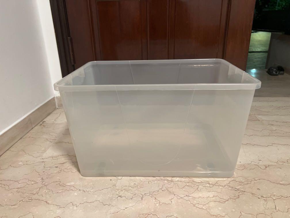 6 large plastic containers and 10 medium/small plastic containers
