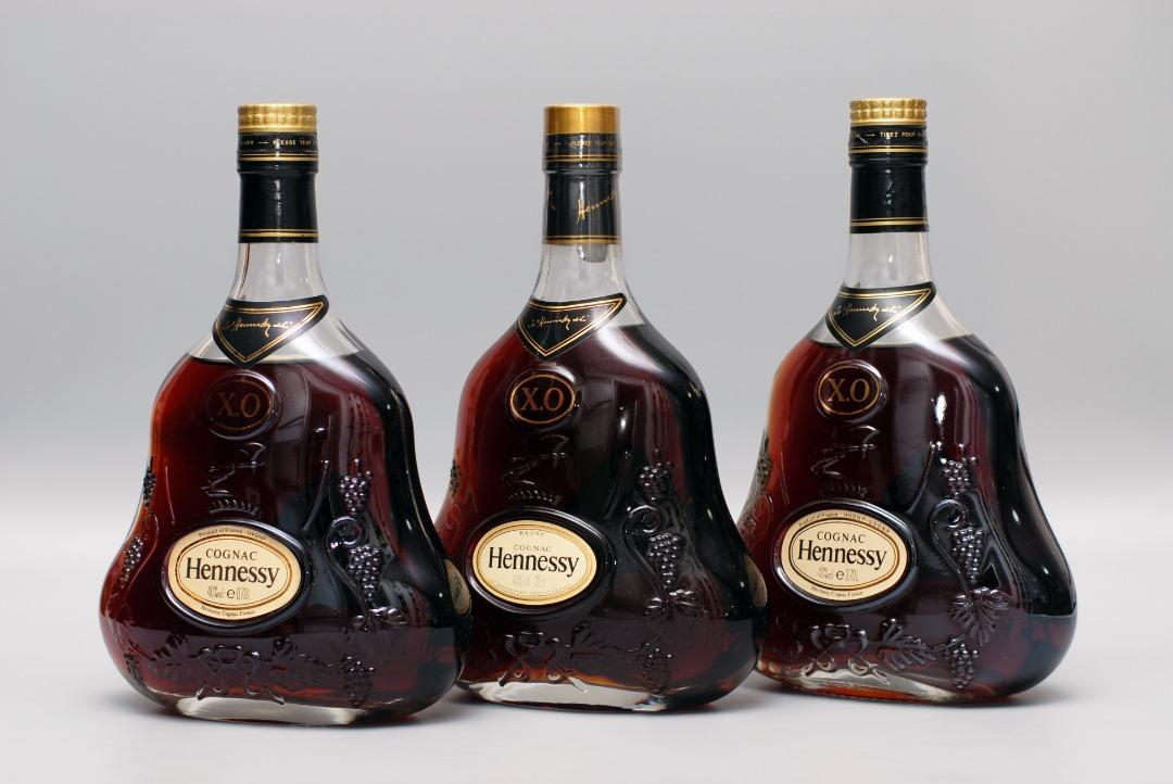 軒尼詩Hennessy xo 舊版金頭700ml, 嘢食& 嘢飲, 酒精飲料- Carousell