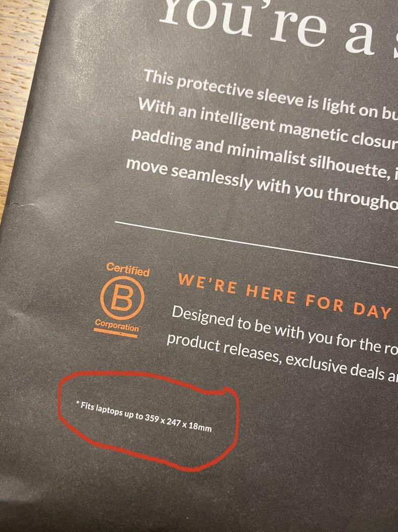 Bellroy 15”/16” laptop sleeve, midnight colour , Mobile Phones & Gadgets, Mobile & Gadget