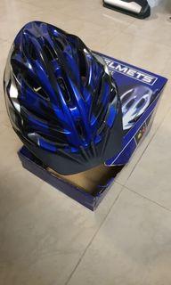 Bicycle helmet
