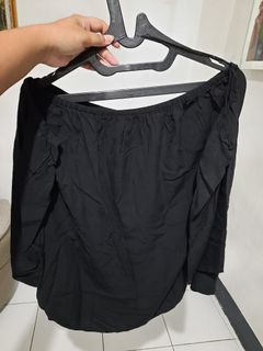 (Kategori: ) berada di . Dikirim oleh junayr_ (ID iklan 1176654447, Gambar 1). Deskripsi: .