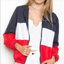 brandy melville hoodie, Women's Fashion, Coats, Jackets and Outerwear on  Carousell