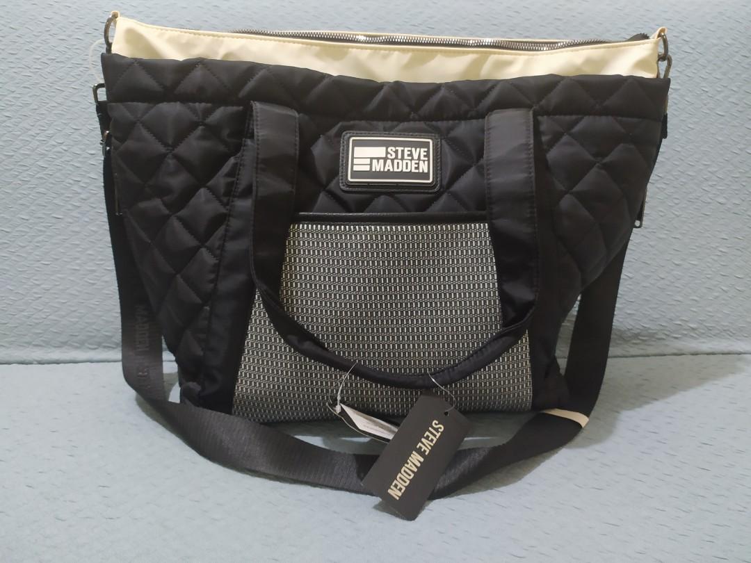 BSporty tote from Steve Madden Women s Fashion Bags Wallets Tote Bags on Carousell