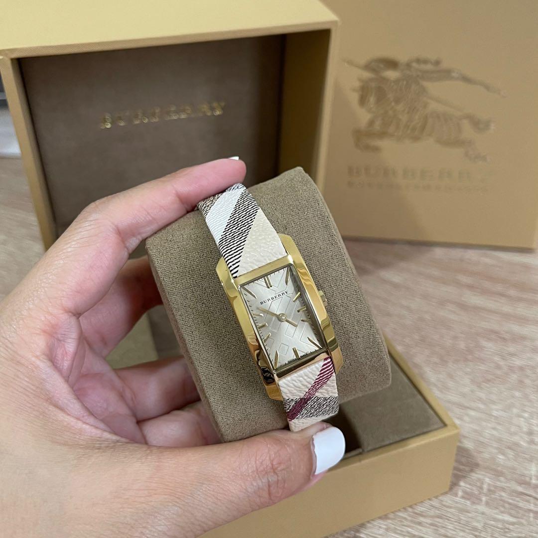 Burberry top pioneer watch