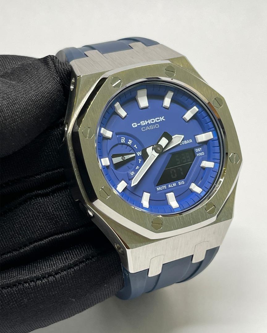 White g shock with top blue face