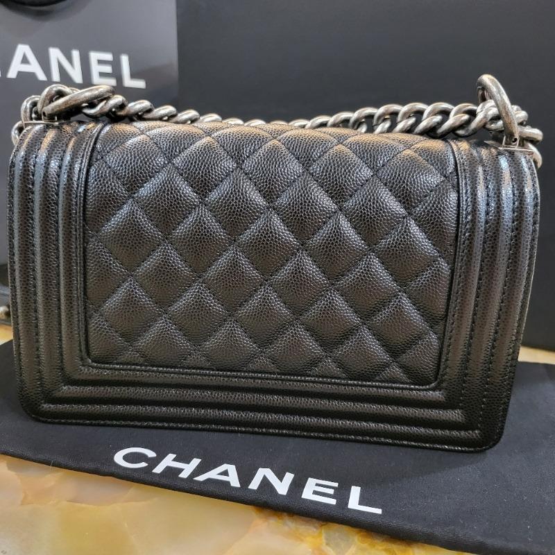 Chanel Black Calfskin Quilted Ruthenium Tone Large Boy Flap Bag