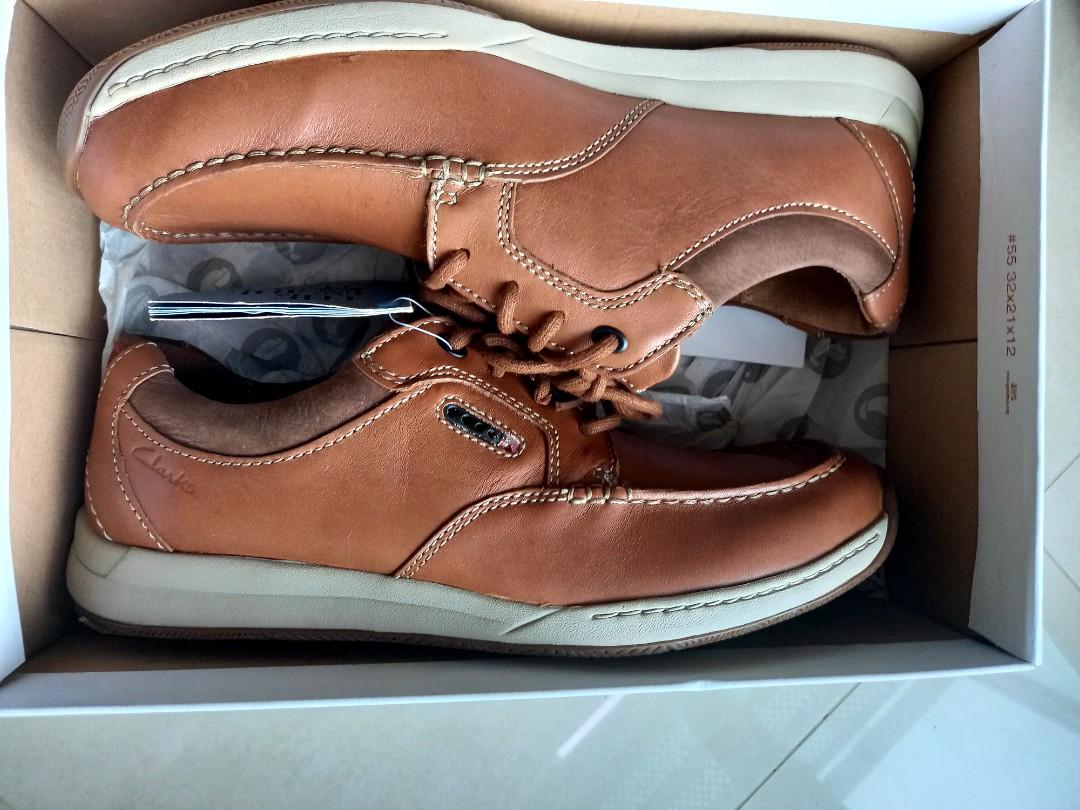 opraken Onveilig Hardheid Clarks shoes (Active air vent), Men's Fashion, Footwear, Casual shoes on  Carousell