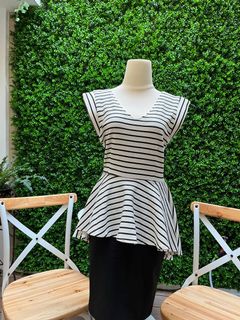 (Kategori: ) berada di . Dikirim oleh wardrobe2adore (ID iklan 1176781127, Gambar 1). Deskripsi: .