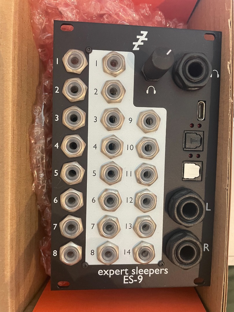 Expert Sleepers ES9 Eurorack Audio Interface module, Hobbies & Toys