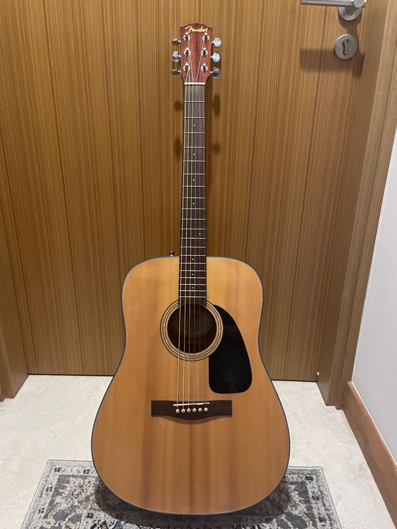 Fender DG8S acoustic guitar with bag Hobbies Toys Music