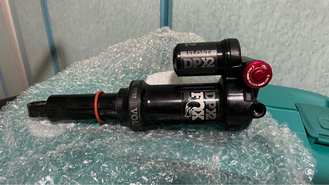 Fox Float DPX2 (Category: Parts & Accessories) located in Singapore. Submitted by mecyclist (Listing ID 1176680887, Image 1). Description: Selling to upgrade shock 2020 Fox FLOAT DPX2 Performance 205 × 60 mm Trunnion Part number: 973-63-105 Taken from Specialized enduro 2020 Lightly used..