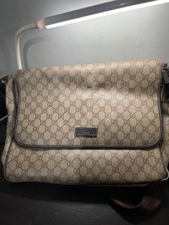 (Category: ) located in . Submitted by celebritycloset888 (Listing ID 1176692116, Image 1). Description: .