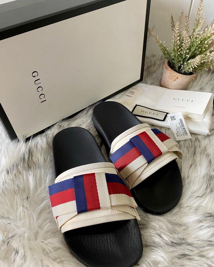 Gucci pursuit bow slides clearance