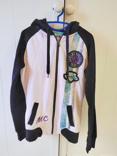 (Category: ) located in . Submitted by amberlim1 (Listing ID 1176551392, Image 1). Description: .