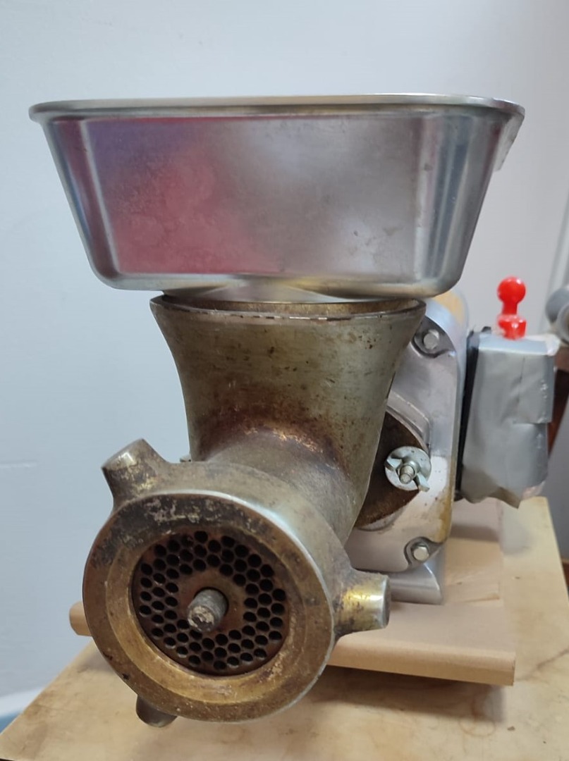 Heavy Duty Commercial Grinder, Everything Else on Carousell