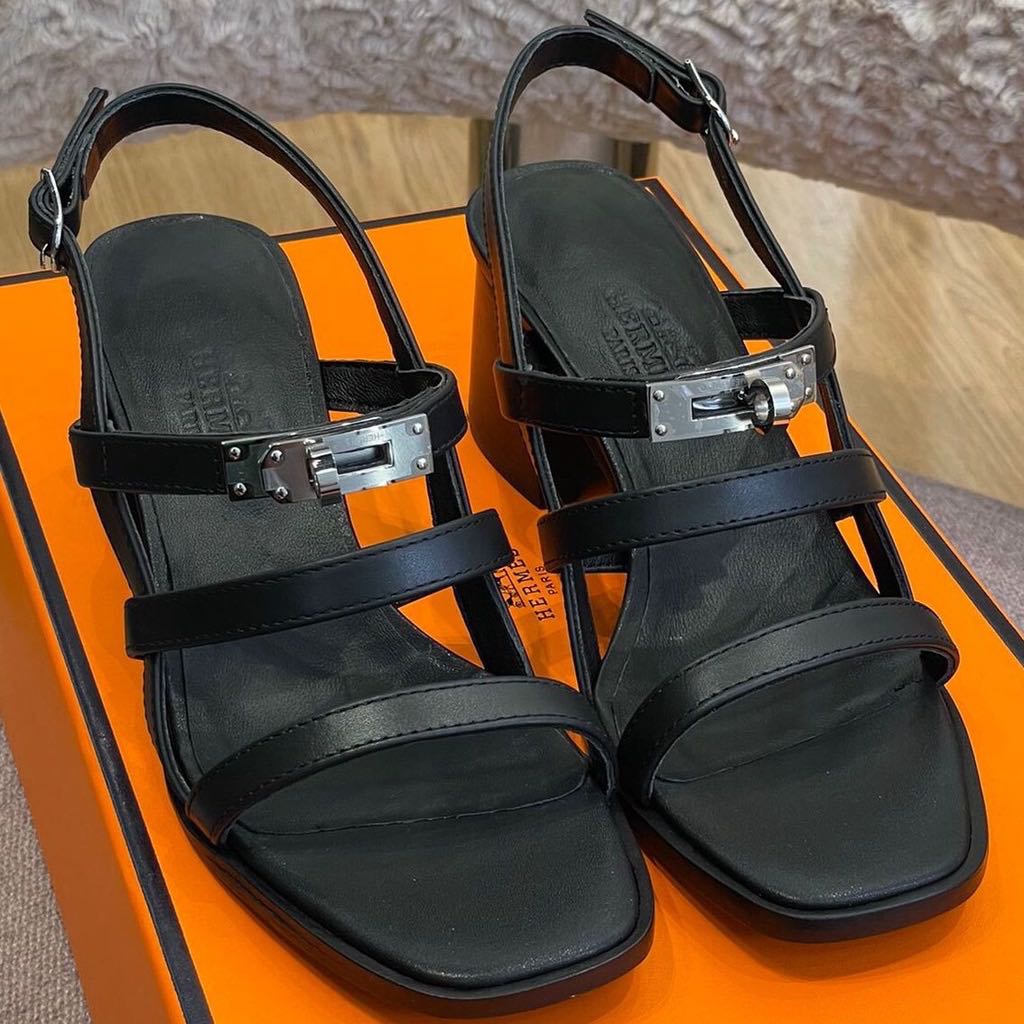 Hermes block on sale heel sandals