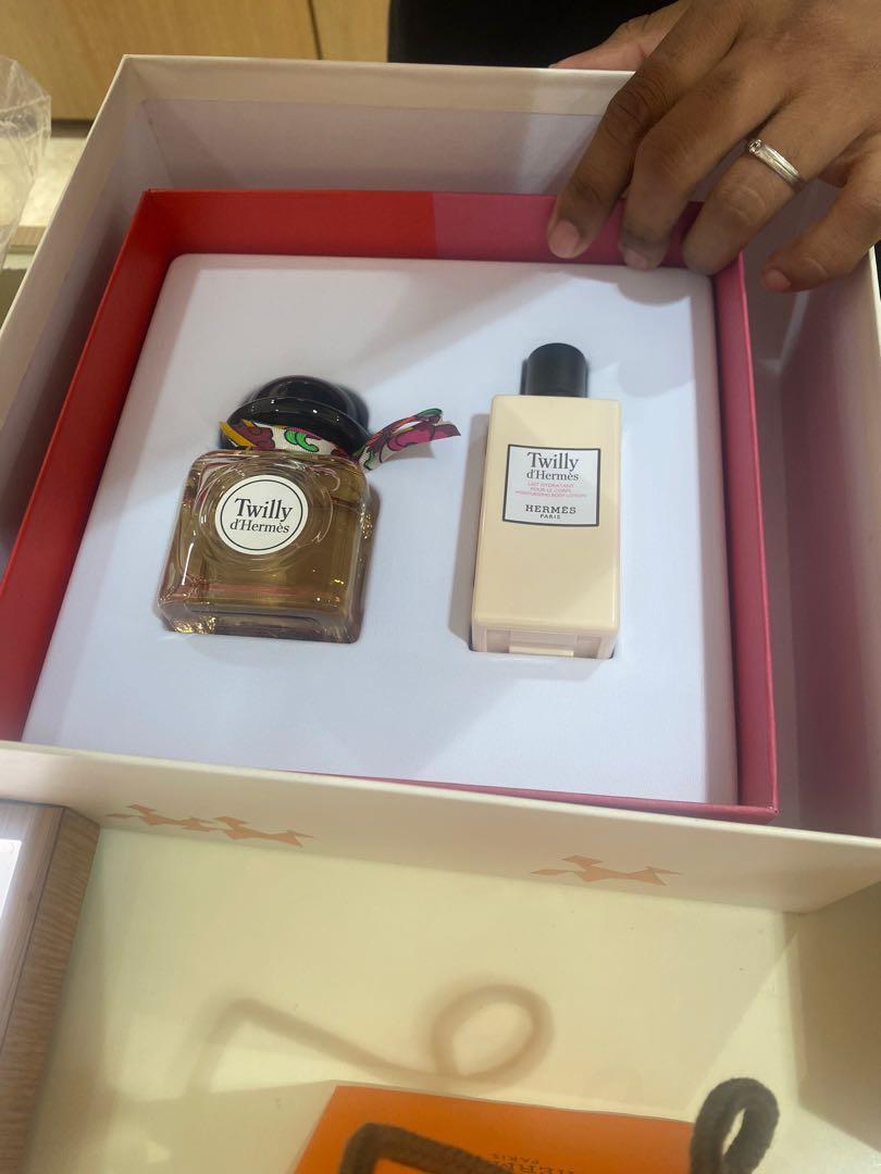 Hermes parfum dan lotion paket, Kesehatan & Kecantikan, Parfum, Kuku