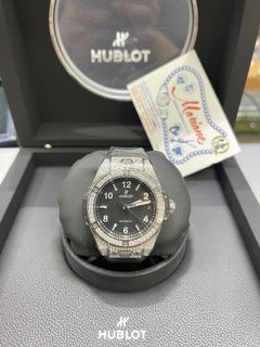 （分類：）位於 。 由 mariane_watch 提交（商品編號 1176667633，圖片 1）。簡介： 。