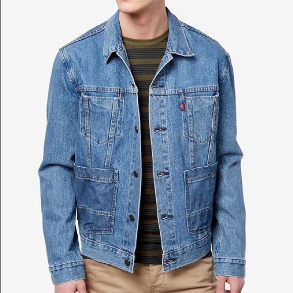 LEVI'S ALTERED TRUCKER DENIM JACKET, Men's Fashion, Coats, Jackets and  Outerwear on Carousell