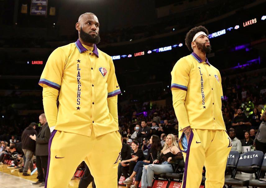 Lakers best sale shooting jacket