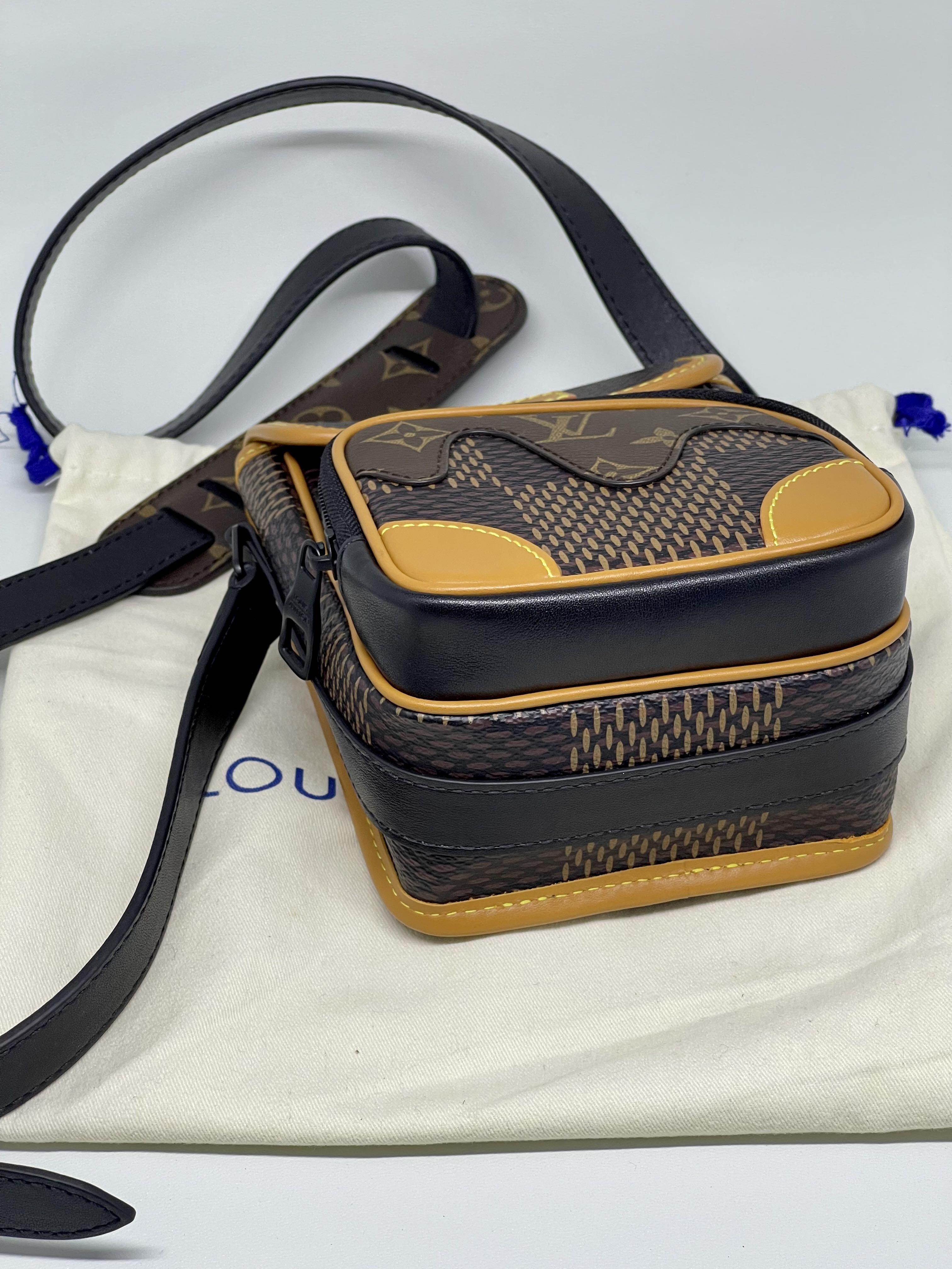 ❌SOLD❌ Louis Vuitton Nigo Nano e Messenger crossbody bag