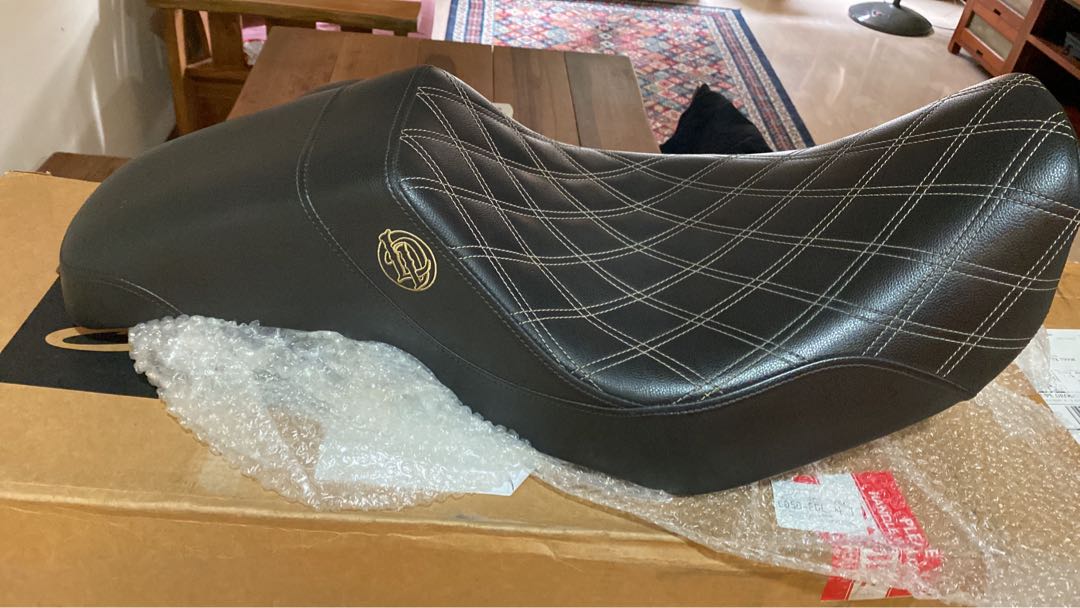 Lucky daves shop sportster seat