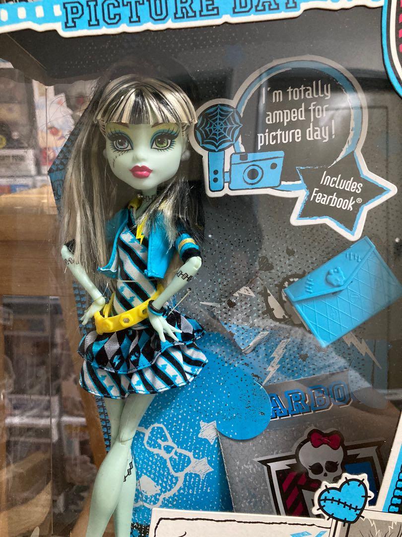 Mattel Monster High Frankie Stein Picture Day Doll