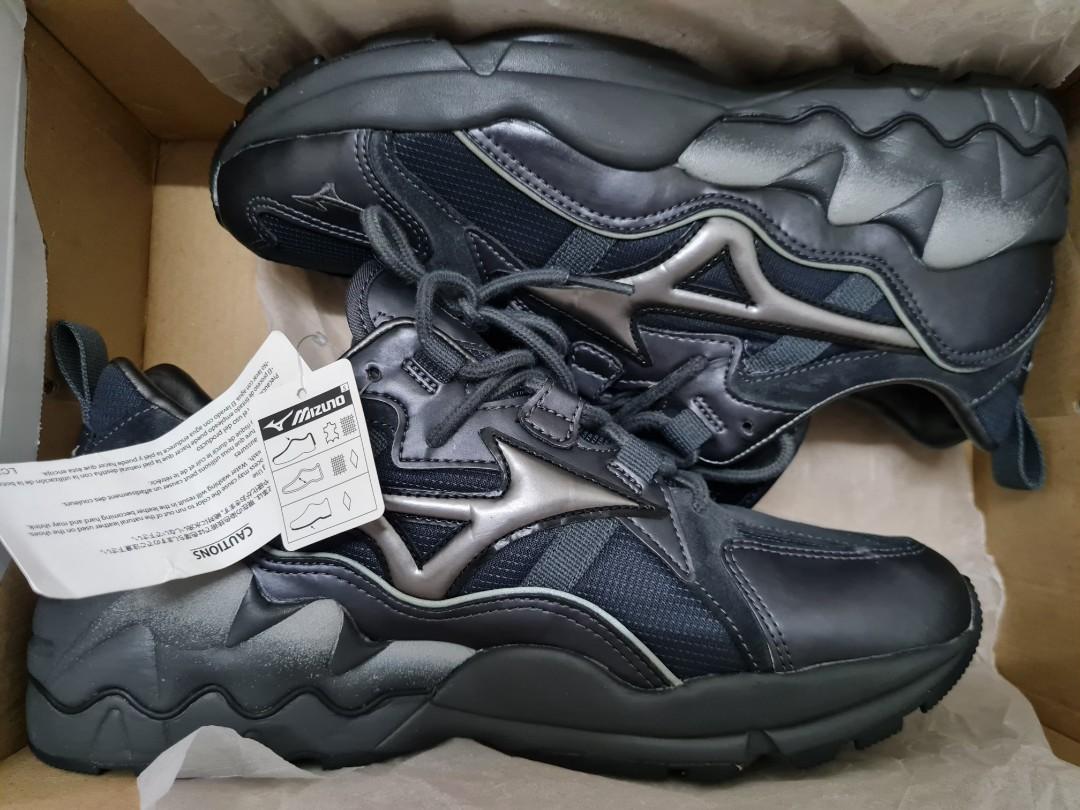 Mizuno wave rider 1 tech future deals