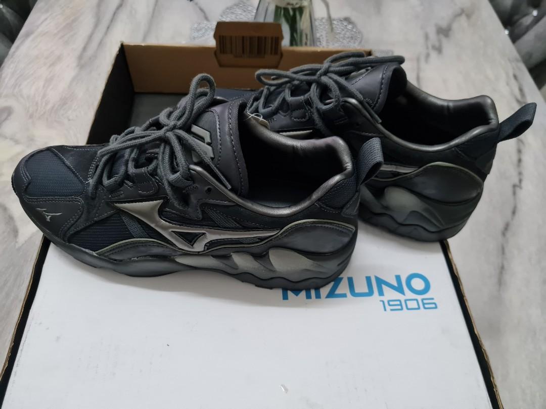 Mizuno wave rider 1 tech future on sale
